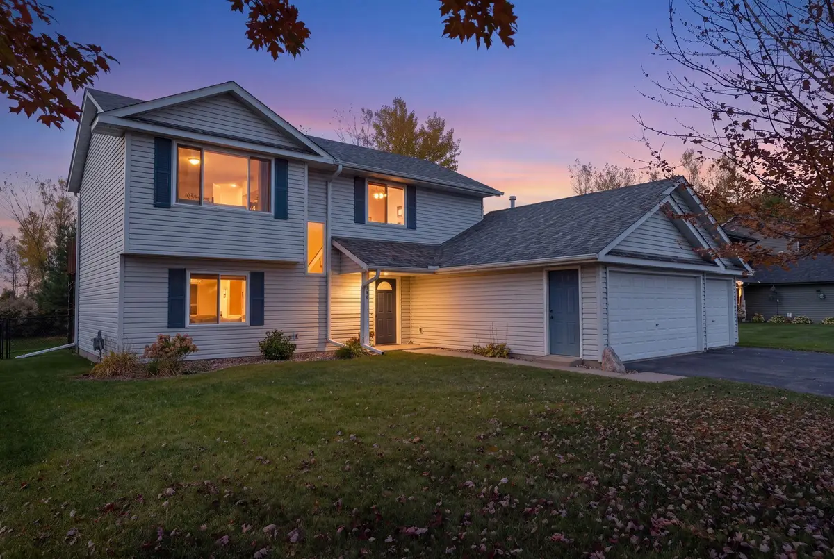 1008 Grand Avenue Sw, Lonsdale, MN 55046 - #1
