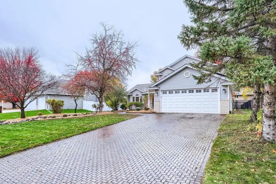 1119 Bonnieview Drive, Woodbury, MN 55129 - #2