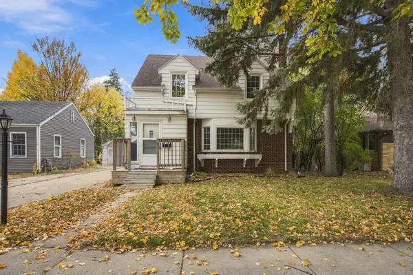 411 13th Street S, Moorhead, MN 56560
