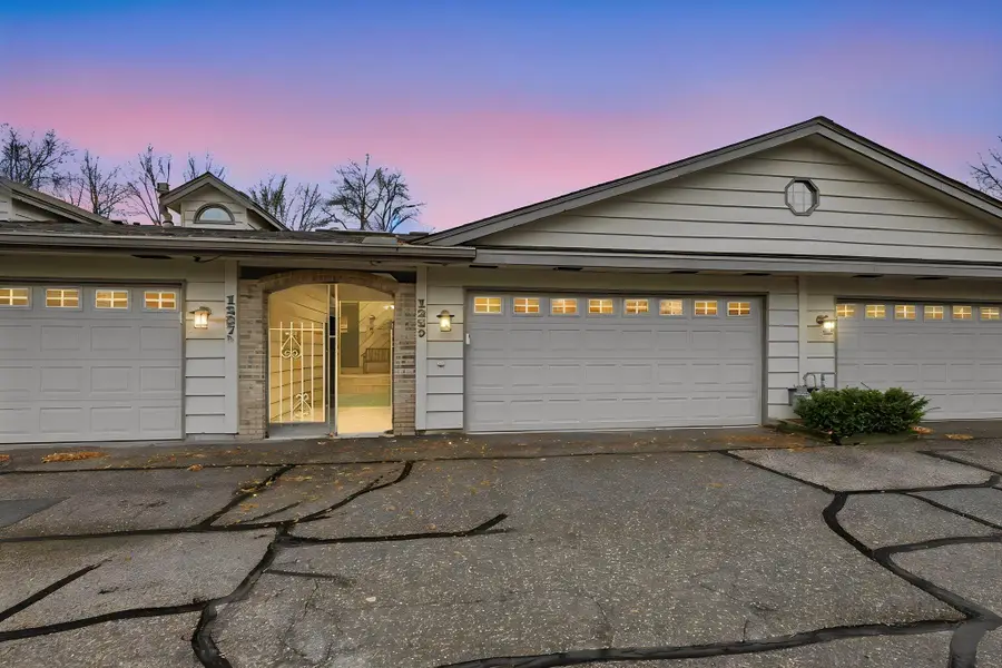 1289 Black Oaks Court N, Plymouth, MN 55447 - #2