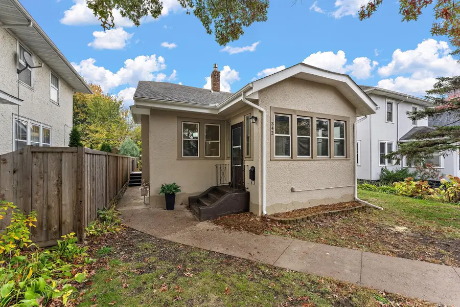 342 Saratoga Street S, Saint Paul, MN 55105 - #3