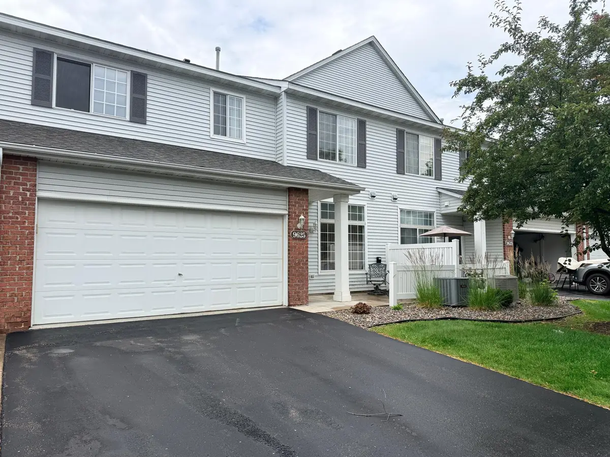 9625 Queensland Lane N, Maple Grove, MN 55311 - #1