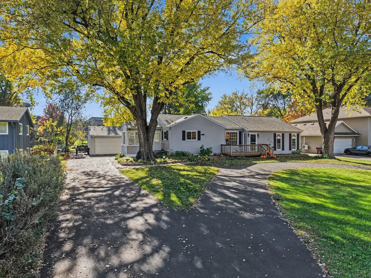 832 Wagon Wheel Trail, Mendota Heights, MN 55120 - #1