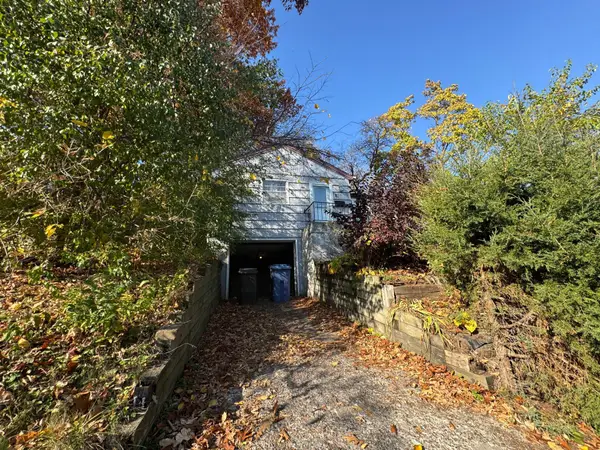 8 Russell Avenue S, Minneapolis, MN 55405