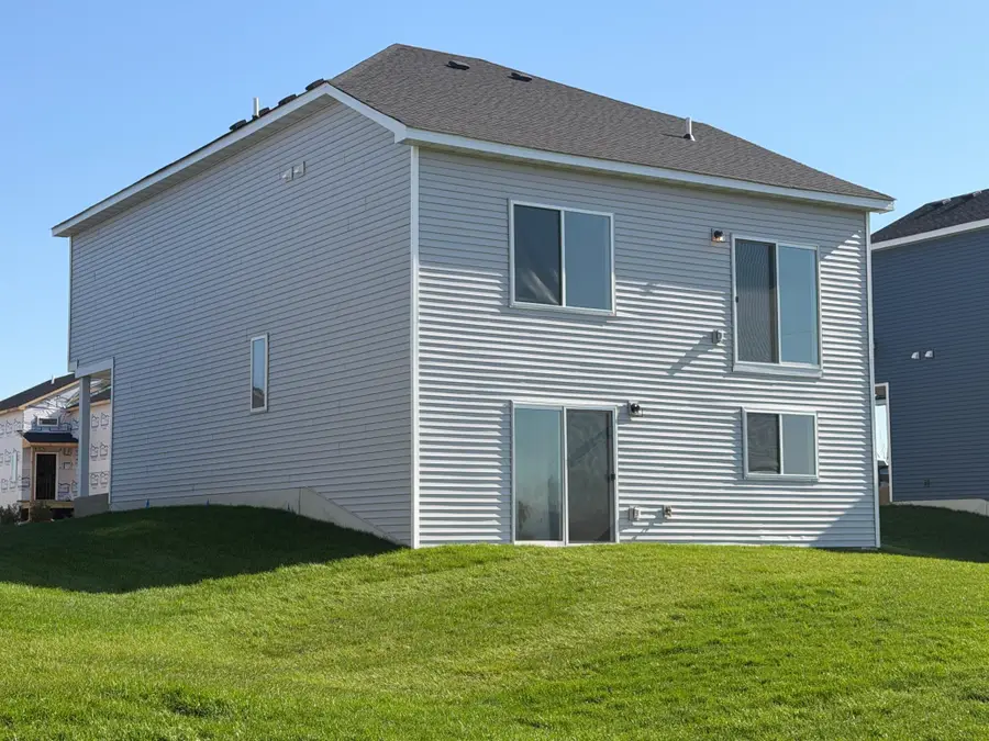 1927 Pierce Street S, Cambridge, MN 55008 - #2