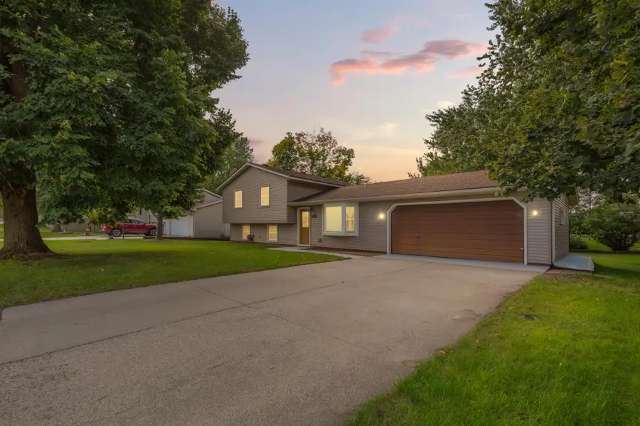 1726 Hemlock Avenue, Owatonna, MN 55060 - #2