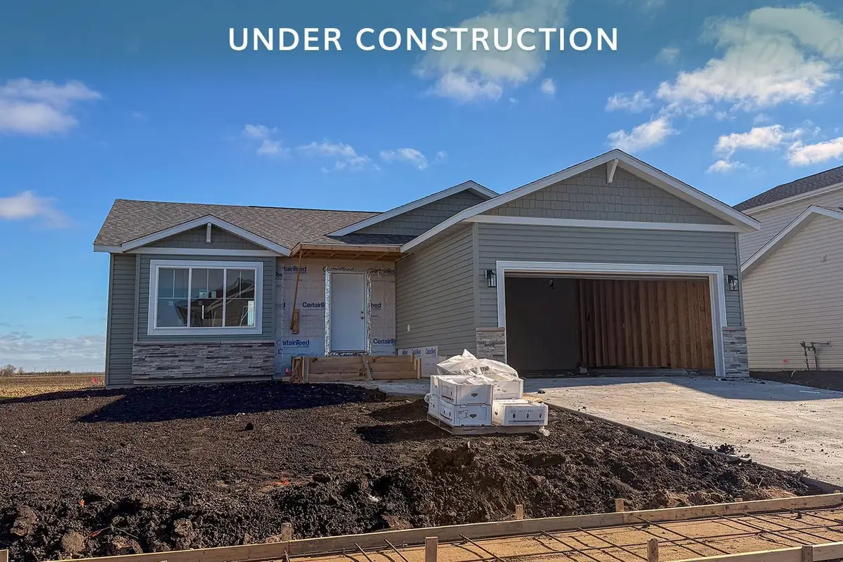 218 Lionheart Drive, Horace, ND 58047 - #1