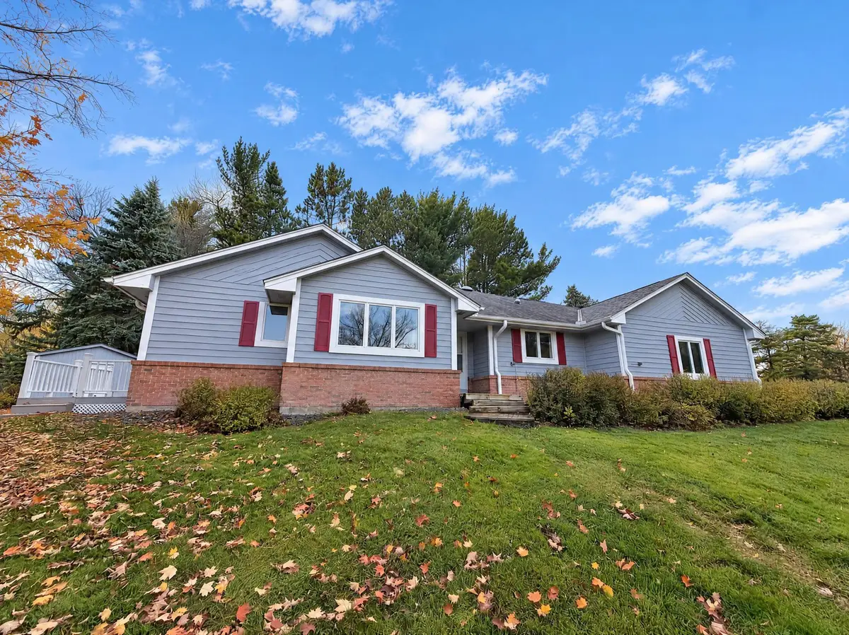 3235 Park Overlook Drive, Shoreview, MN 55126 - #1