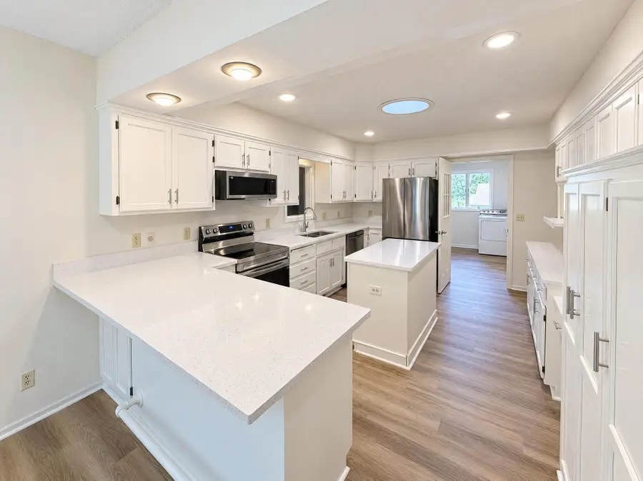 3235 Park Overlook Drive, Shoreview, MN 55126 - #2