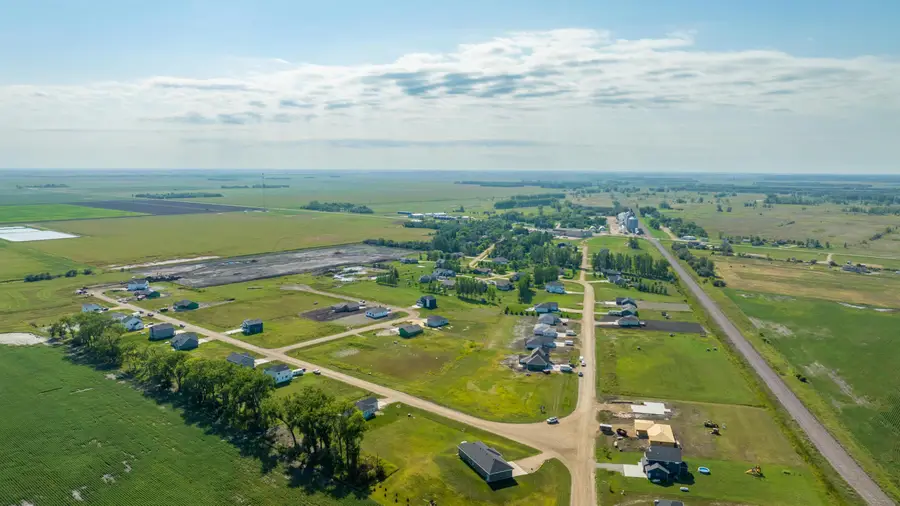 700 Lorraine Way, Colfax, ND 58018 - #3