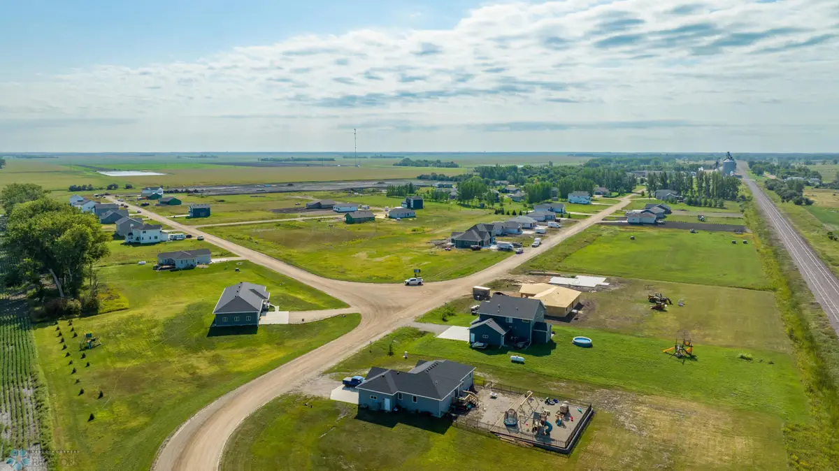 606 Lorraine Way, Colfax, ND 58018 - #1