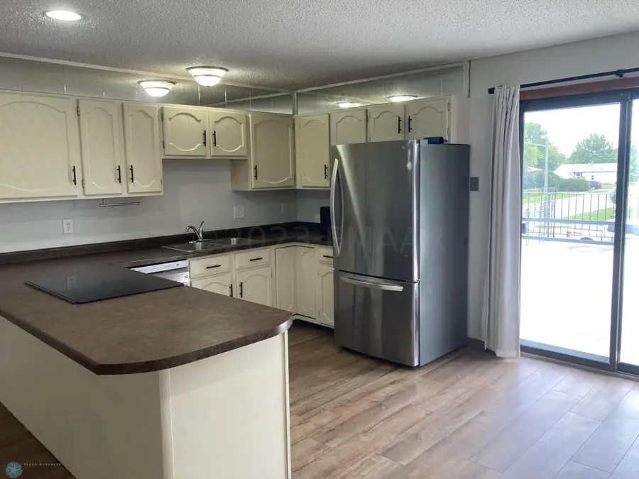 204 5 Street Nw #D, Dilworth, MN 56529 - #2