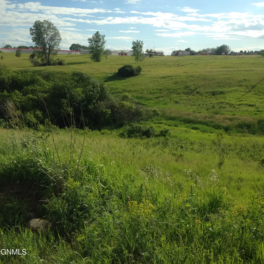 1811 8th Avenue Nw, Jamestown, ND 58401 - #2