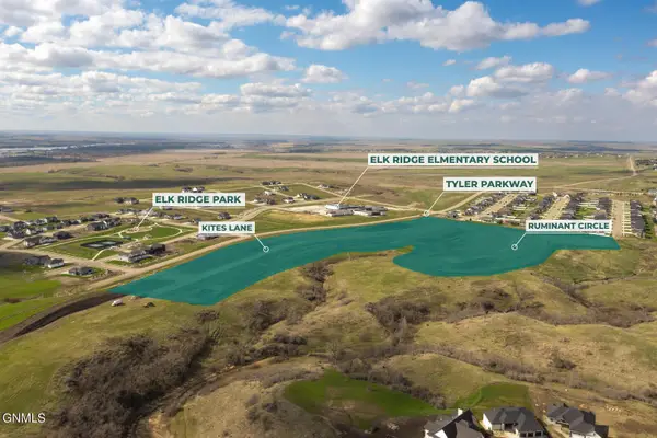 4227 Ruminant Circle, Bismarck, ND 58503