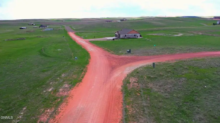 12849 Country Court, Watford City, ND 58854 - #2