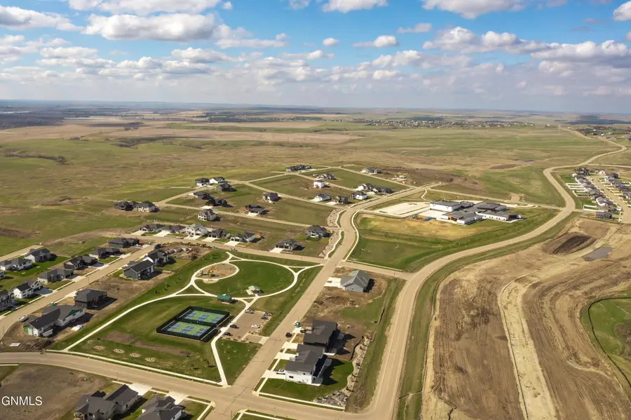 1906 Prairie Hawk Drive, Bismarck, ND 58503 - #2