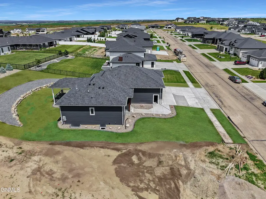 3916 Cogburn Road, Bismarck, ND 58503 - #2