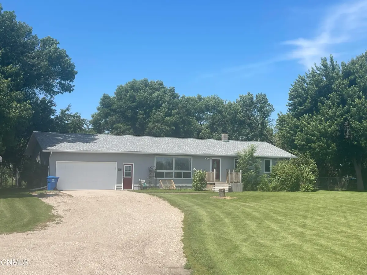 3253 Highway 20, Jamestown, ND 58401 - #1