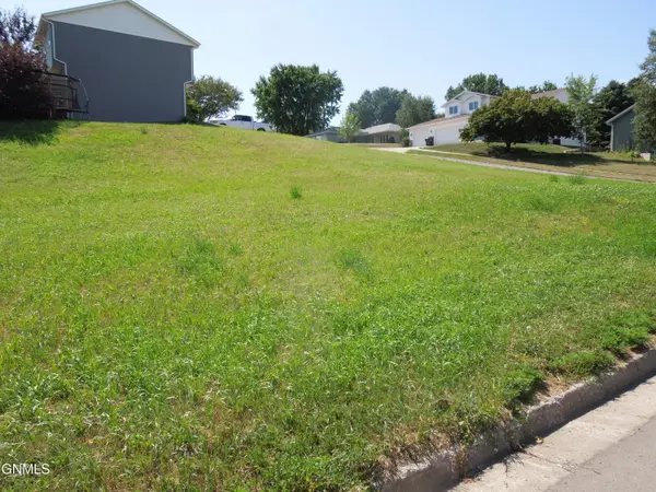1901 Bruley Road Nw, Mandan, ND 58554