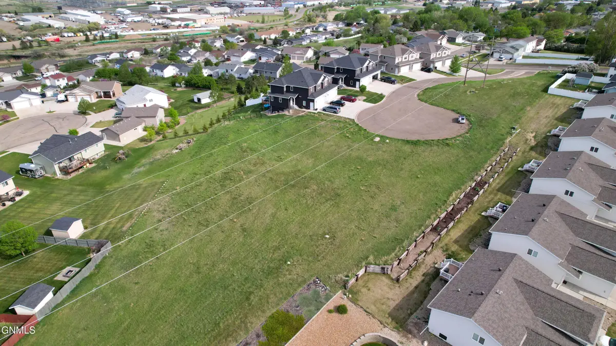 1115/1117 Socorro Place, Bismarck, ND 58501 - #1