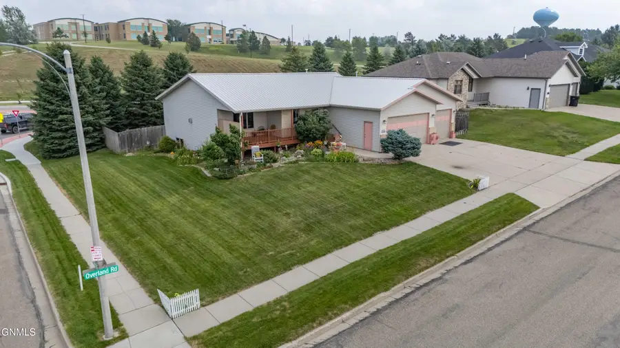 4432 Overland Road, Bismarck, ND 58503 - #2