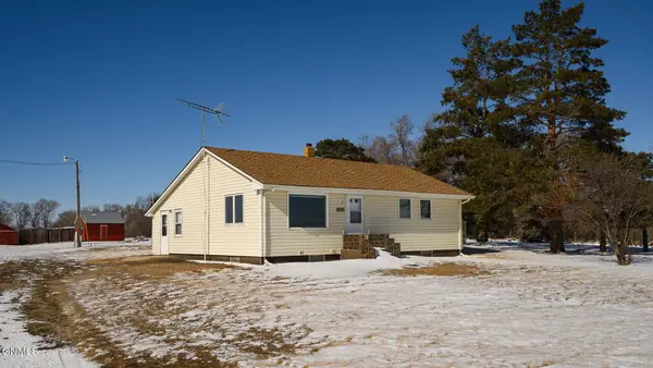 9645 2nd Avenue Se, Pollock, SD 57648