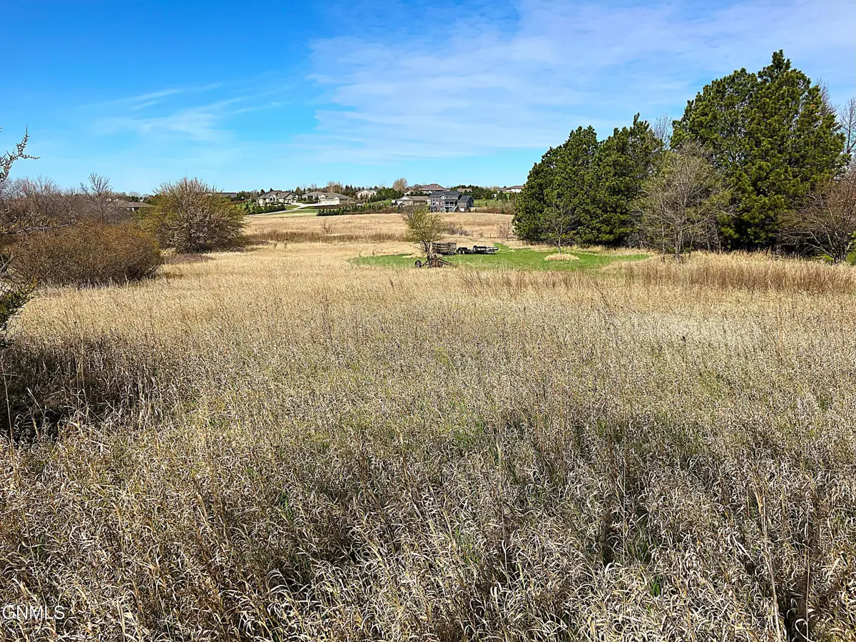 6800 Centennial Rd, Bismarck, ND 58503 - #1