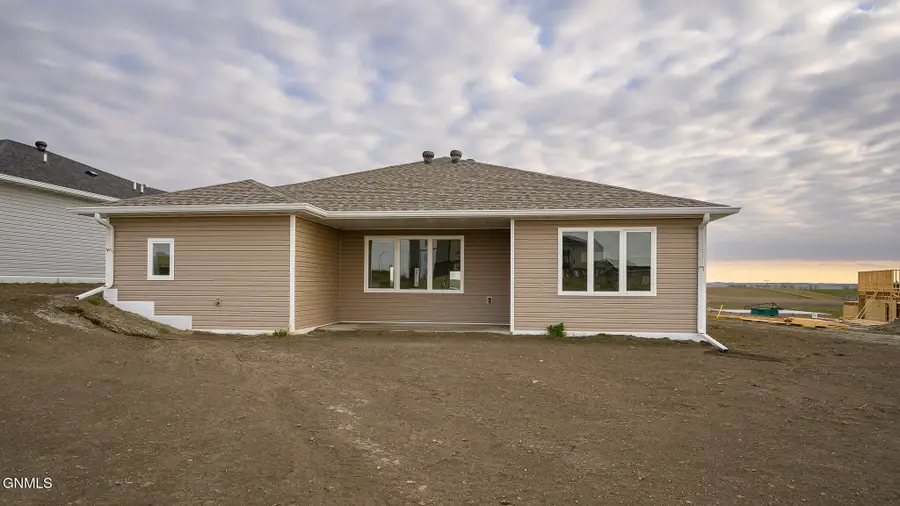 1101 Beretta Street Nw, Mandan, ND 58554 - #2