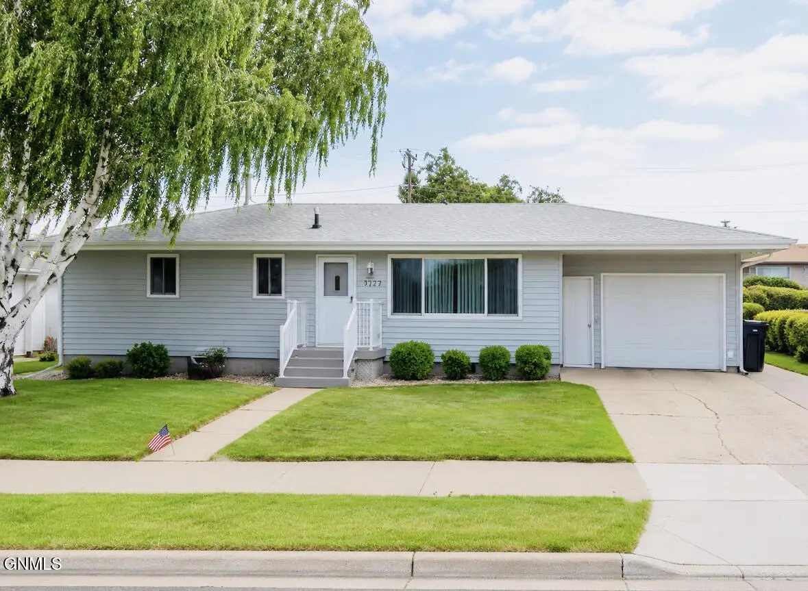 1737 9th Street N, Bismarck, ND 58501 - #1