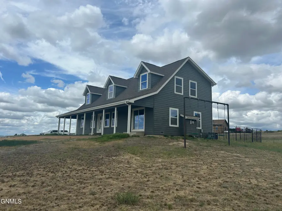 4464 146w Avenue Nw, Williston, ND 58801 - #3