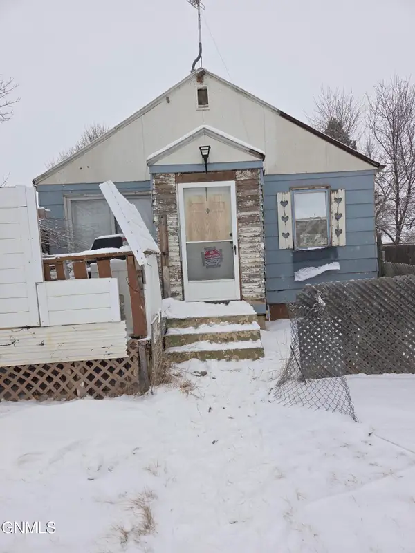 904 Washington Avenue, Hebron, ND 58638