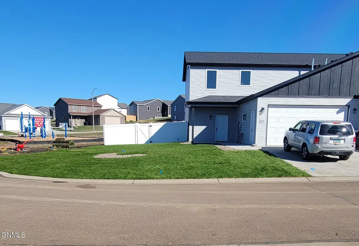 6933 Butler Loop, Lincoln, ND 58504 - #1