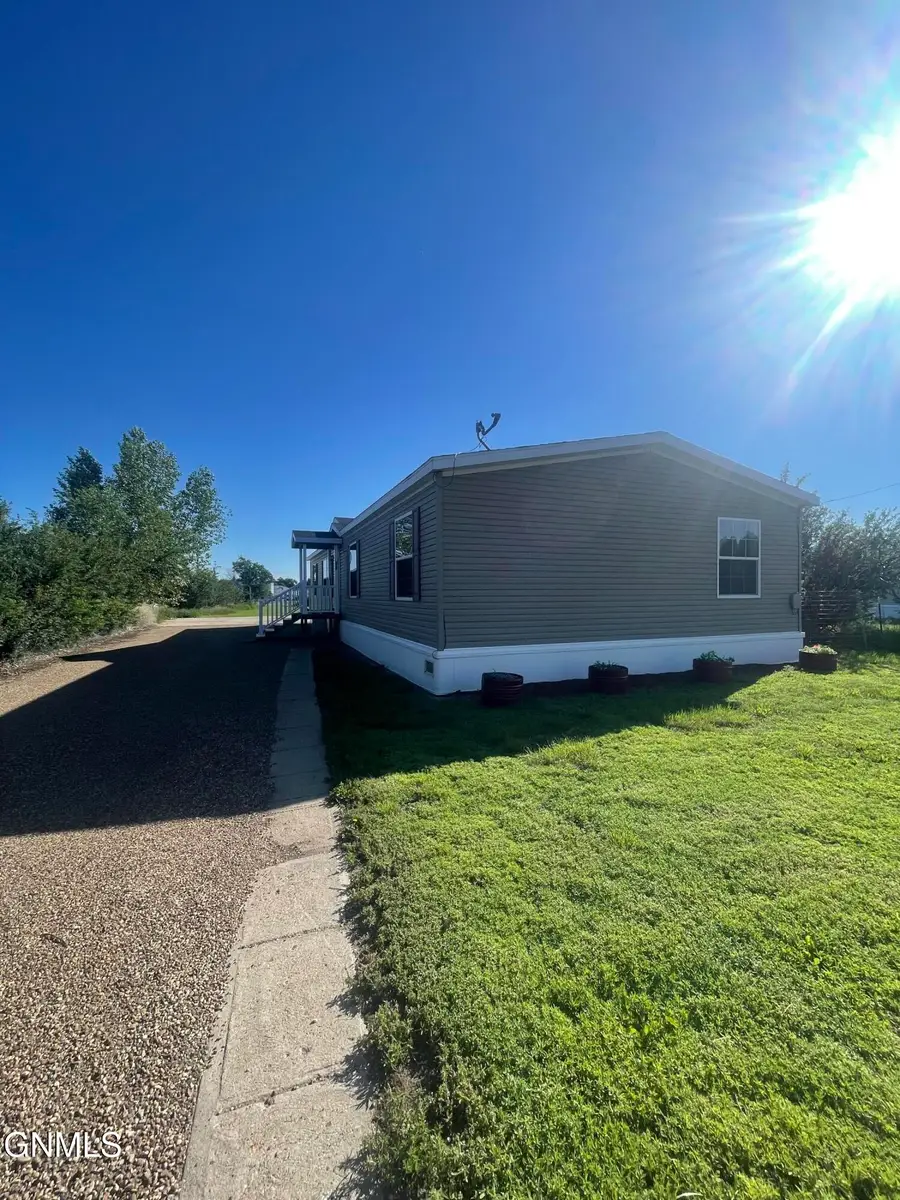310 Central Avenue, Plentywood, MT 59254 - #3