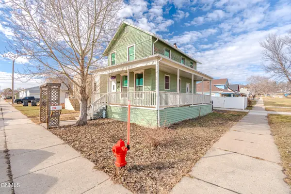 310 1st Street Ne, Mandan, ND 58554