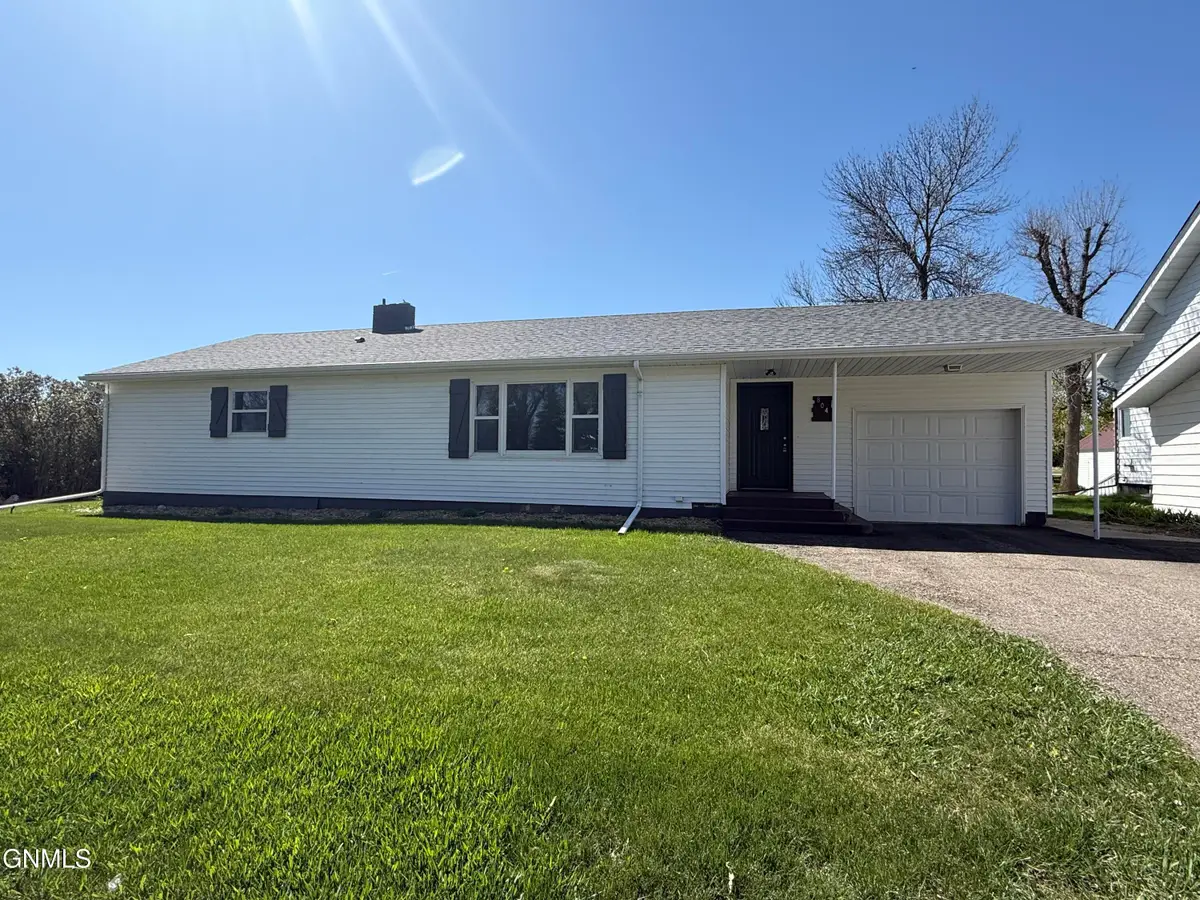 804 2nd Street S, Strasburg, ND 58573 - #1