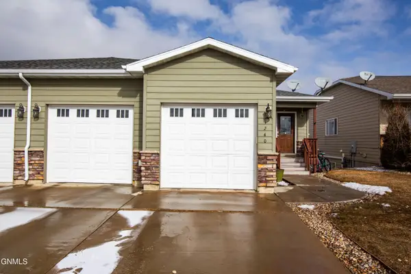1240 23rd Street W, Dickinson, ND 58601