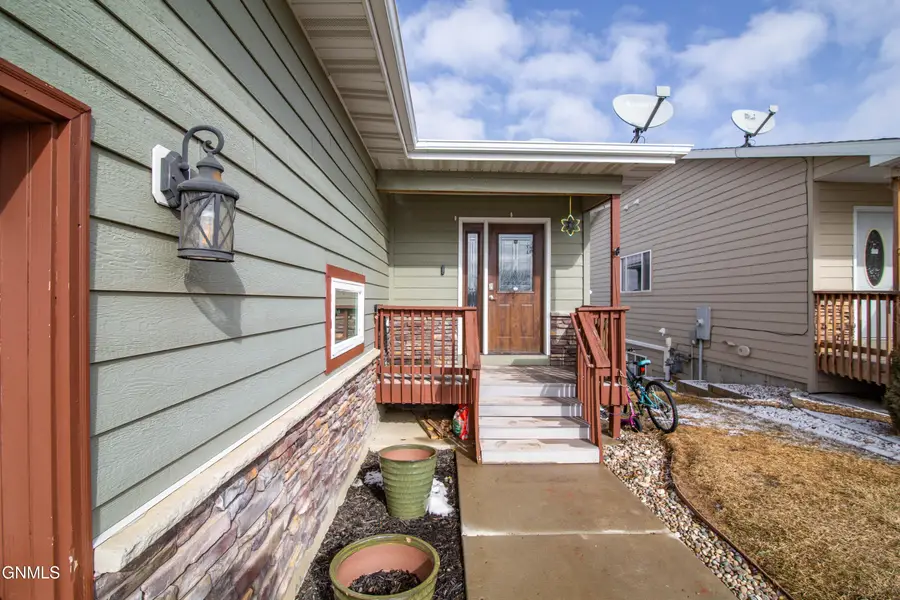 1240 23rd Street W, Dickinson, ND 58601 - #3