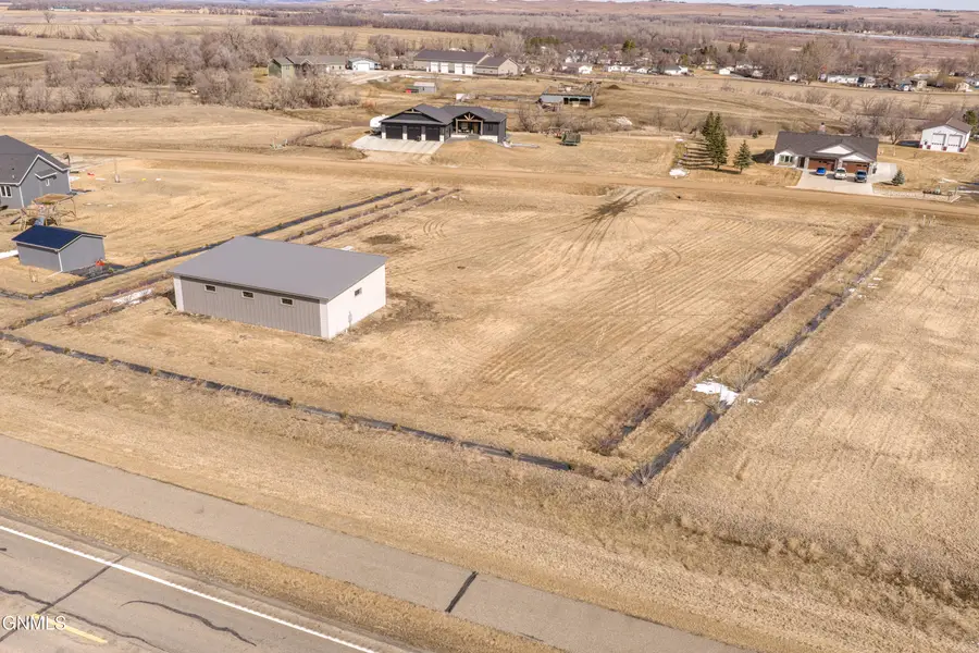 3547 Honey Lane, Mandan, ND 58554 - #3