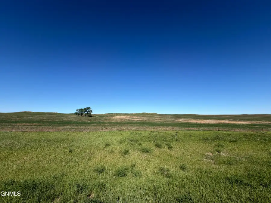 On 125th Avenue Sw, Fairfield, ND 58627 - #3