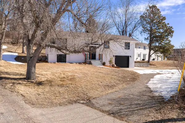 415 3rd Street, Washburn, ND 58577