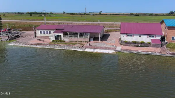 412 Lakeview Lane, Dawson, ND 58428