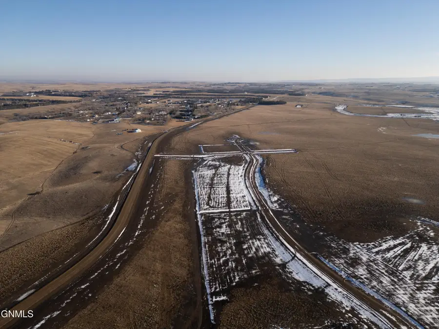 2225 Maple Lane, Lincoln, ND 58504 - #2