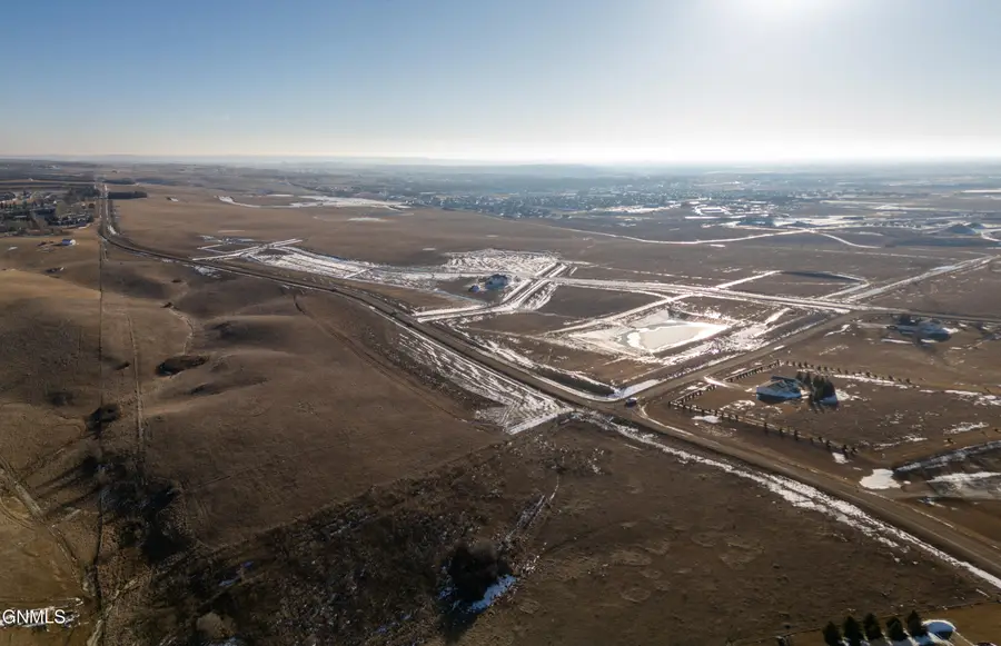 2375 Maple Lane, Lincoln, ND 58504 - #2