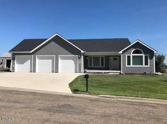 728 3rd Street Nw, Beulah, ND 58523 - #1