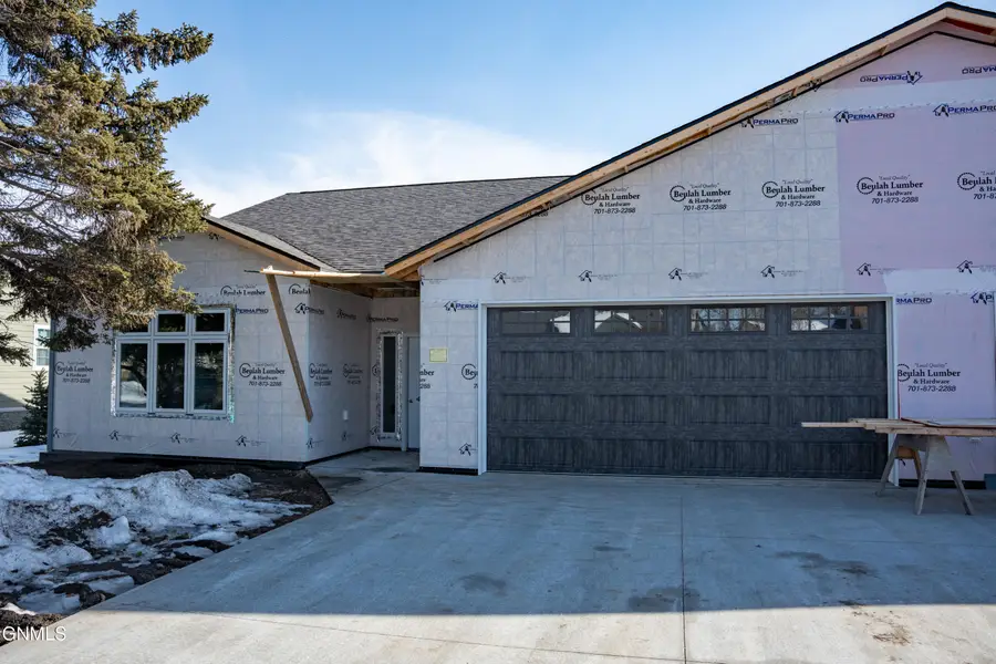 117 3rd Street, Riverdale, ND 58565 - #3