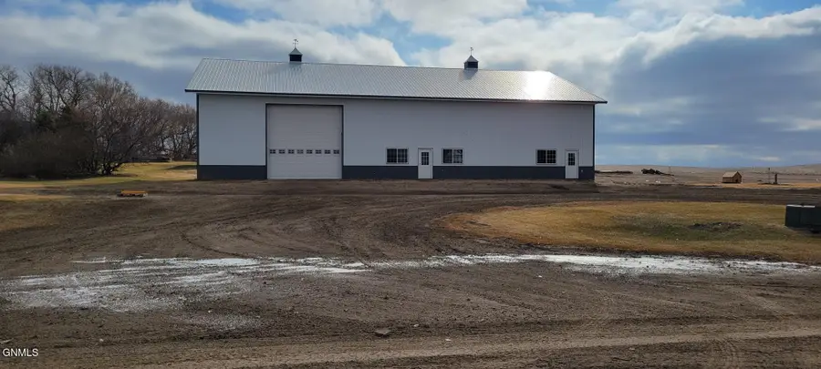 8221 117th Avenue Se, Crete, ND 58040 - #2