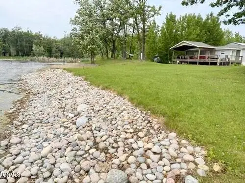 912 Shadow Bay, Bottineau, ND 58318 - #1