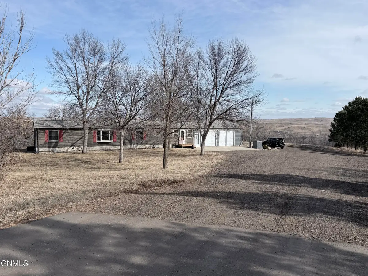 1802 U.s. 85 Highway N, Watford City, ND 58854 - #1