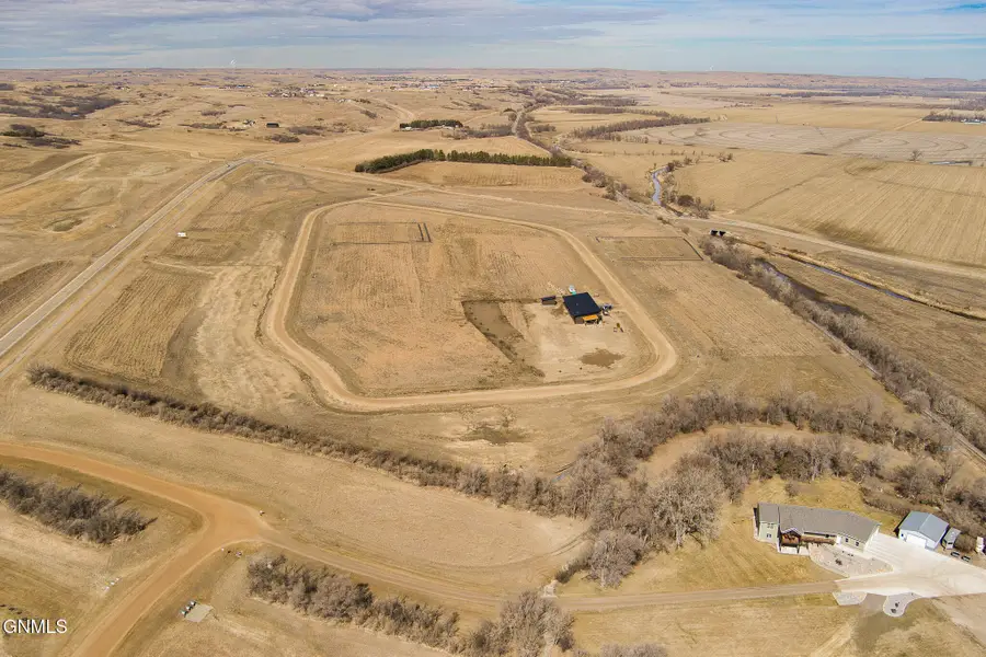 3515 Honey Lane, Mandan, ND 58554 - #3