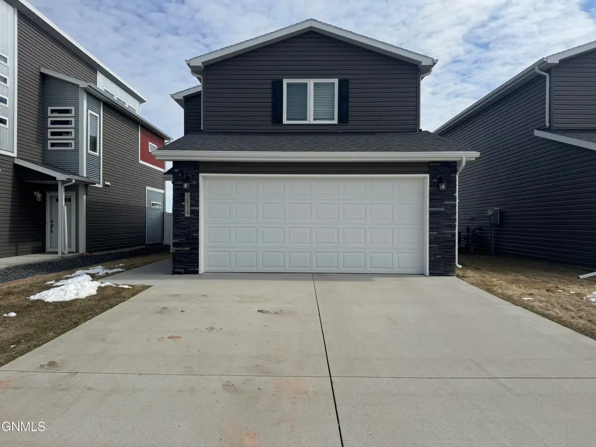 3834 Gale Circle Se, Mandan, ND 58554 - #1